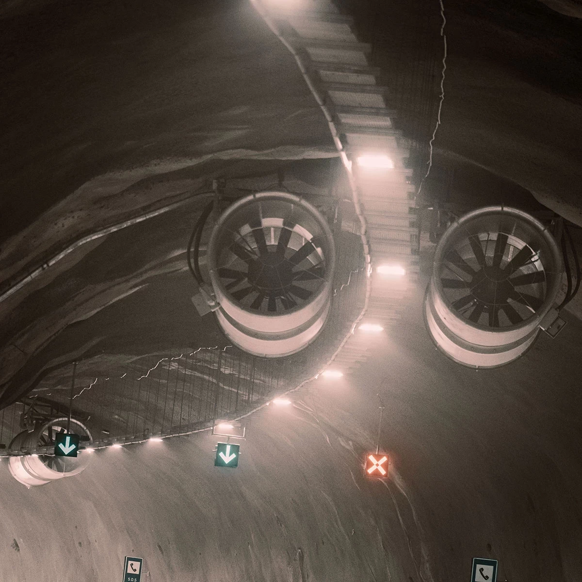 Road Tunnel Ventilation - Tamoios Highway